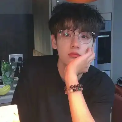 仰映容